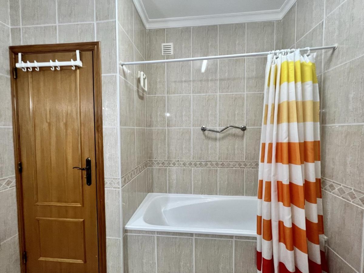 Quarteira Elegant With Pool By Homing Apartment Luaran gambar